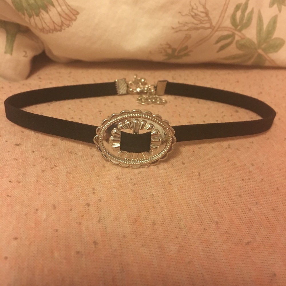 Choker